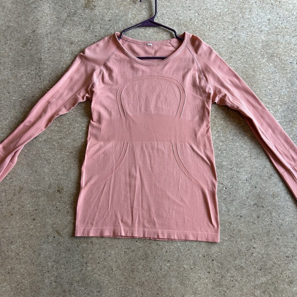 Lululemon Swiftly Tech Long Sleeve 2.0 Women Size 8 Pink Activewear Athleisure